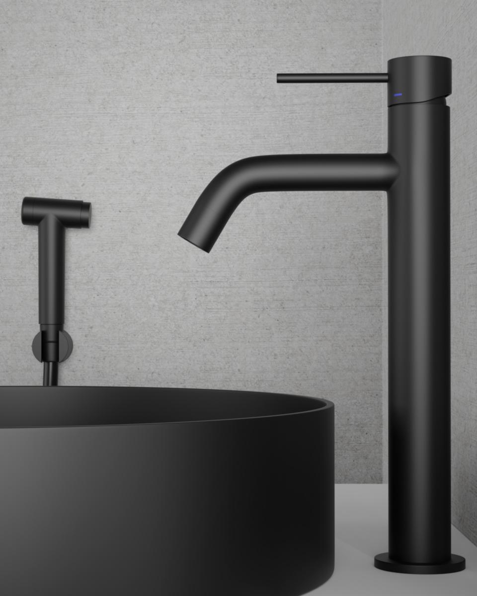 Tvättställsblandare Voyage High med handdusch, INR - INR TVÄTTSTÄLLSBL. VOYAGE HIGH M.HANDDUSCH, MATTE BLACK