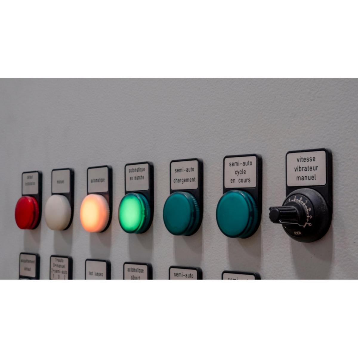 https://www.youtube.com/watch?v=/external-assets/JPEGlarge800_800/04/03/EnvironmentalImage77470403.jpg