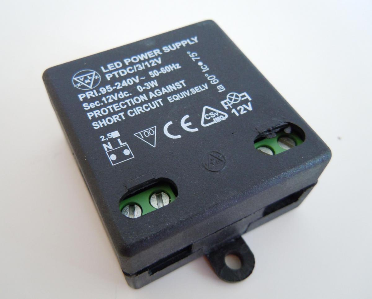 Belysningstrafo 12V - TRAFO 3W/12V LG011