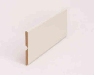 FLEXILIST 25X25 MM MDF VIT L:2700 MM FOLIERAD NCS 0502-Y