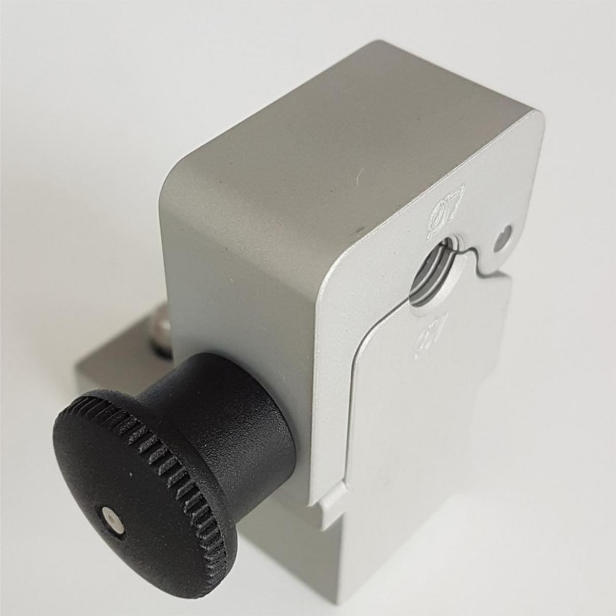 Dukthållare 7mm - DUKTHÅLLARE 7MM HSXA136131/3