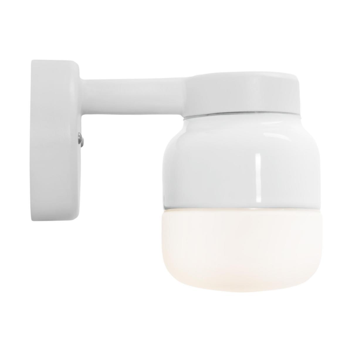 Väggarmatur Ohm Wall 100 exklusive ljuskälla - ARM OHM WALL 100/150 VIT G9