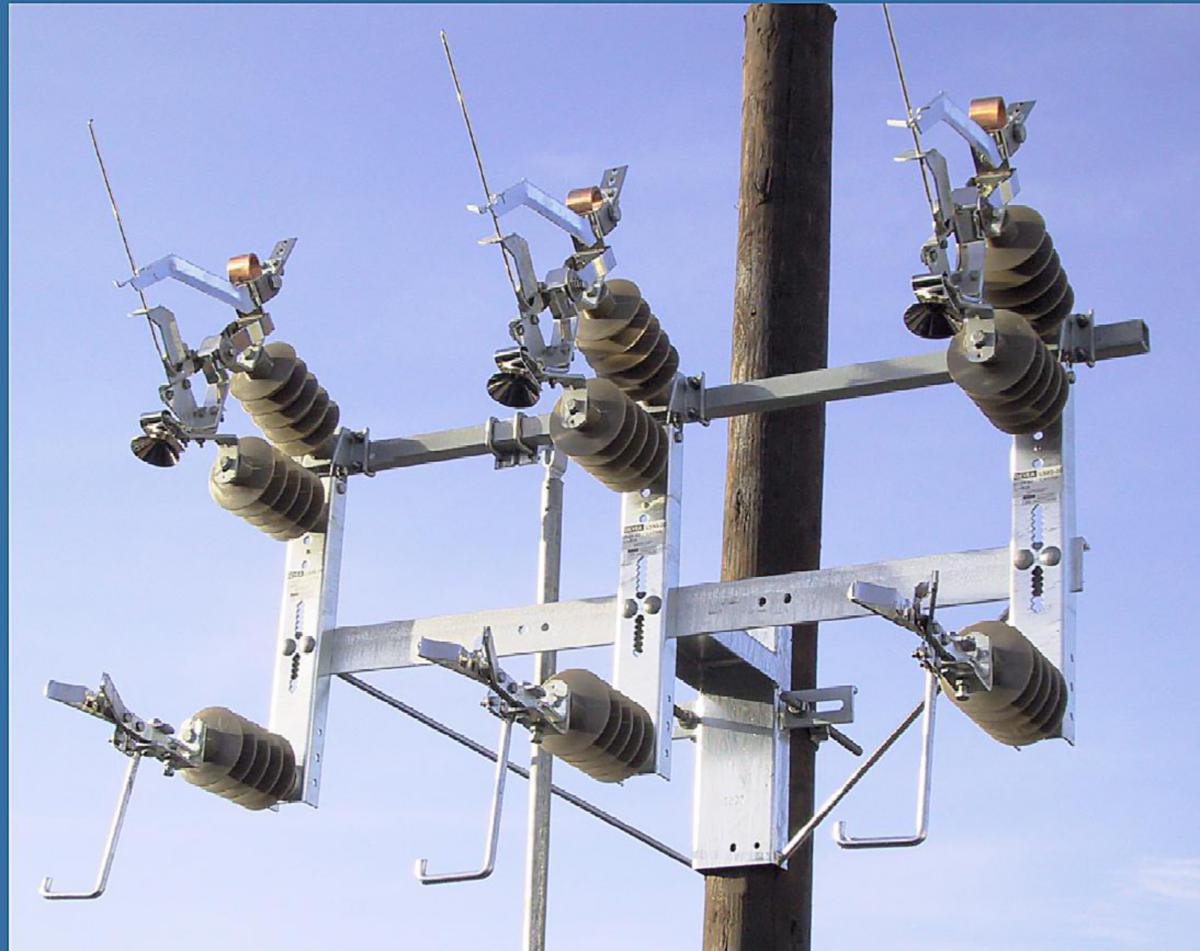 Säkringsfrånskiljare 85365-85366 - SÄKRINGSFRÅNSKILJARSATS 12KV FÖR VENTILAVLEDARE 12KV