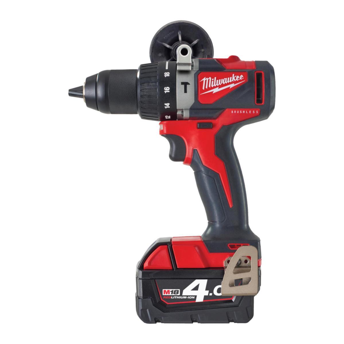 Slagborrmaskin Milwaukee M18 BLPD2-402X - SLAGBORRMASKIN MILWAUKEE M18 BLPD2-402X 2X4AH 82NM 180MM