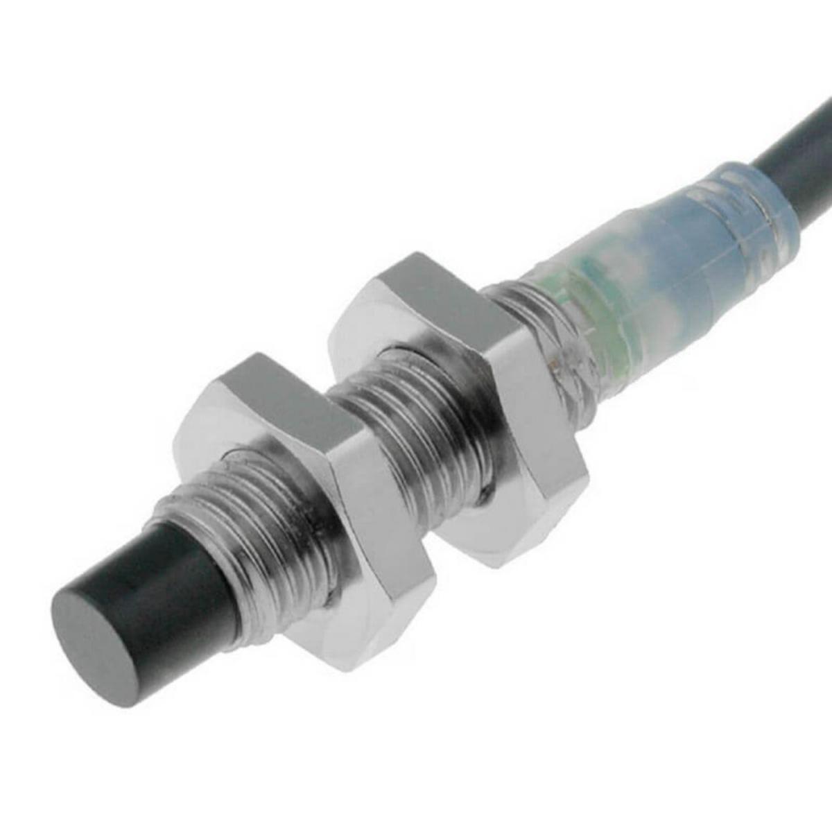 Induktiv givare E2B - IND GIV M8 OSK 2MM PNP M8 E2B-S08KN04-MC-B1 OMS